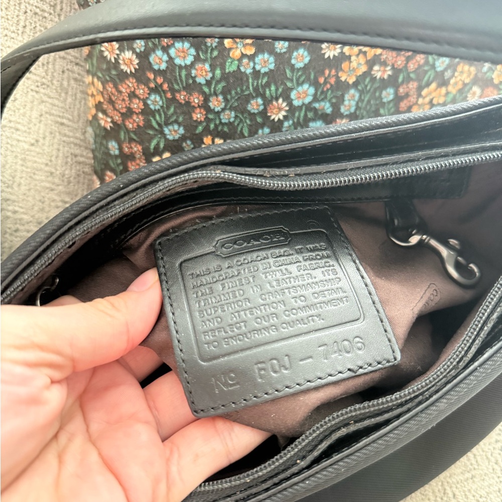 Coach Black shoulder bag - Picture 2 of 6